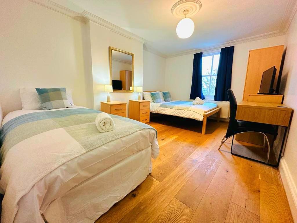 Cosy Home In Kensington - Great Location! 3 Minutes Walk To Earl'S Court Station Londra Dış mekan fotoğraf